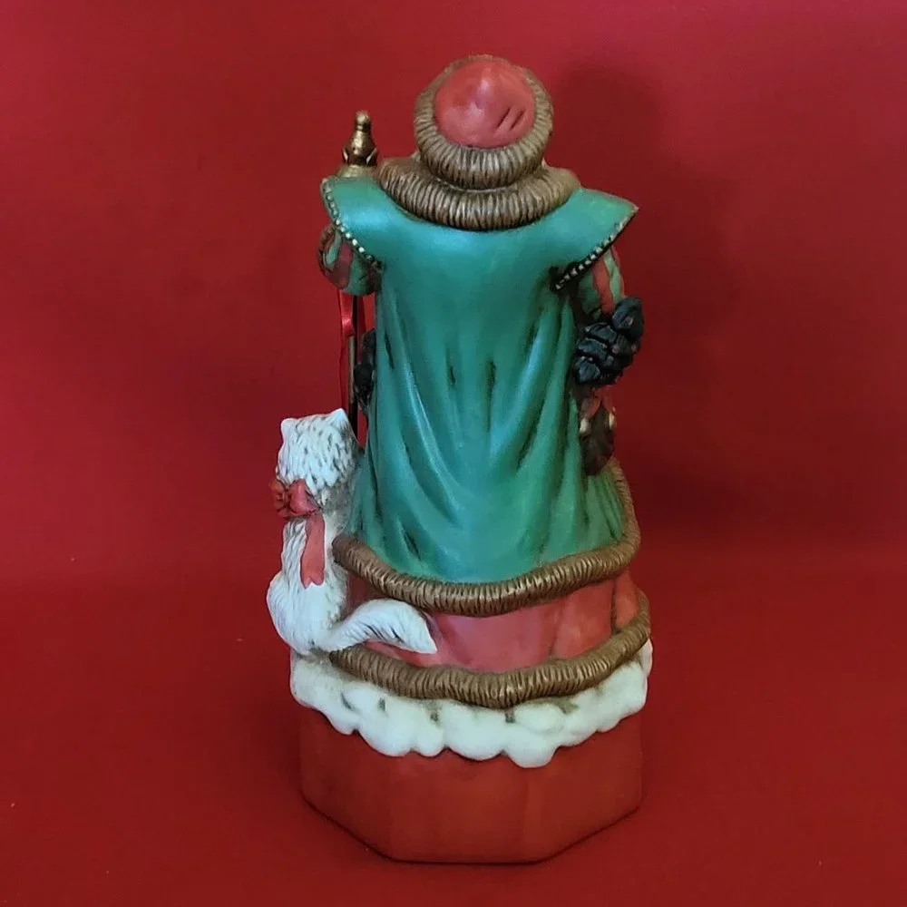 VTG Porcelain Santa Musical Plays Santa Claus Is Coming To Town Merry Ole Soul I